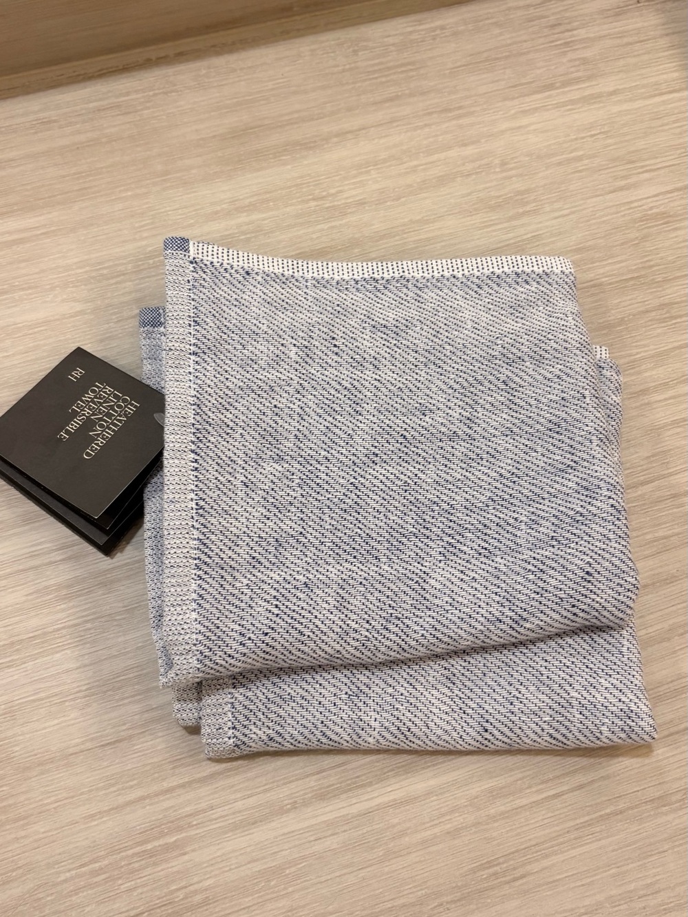 Restoration Hardware Reversible heathered cotton linen towel in gray & white